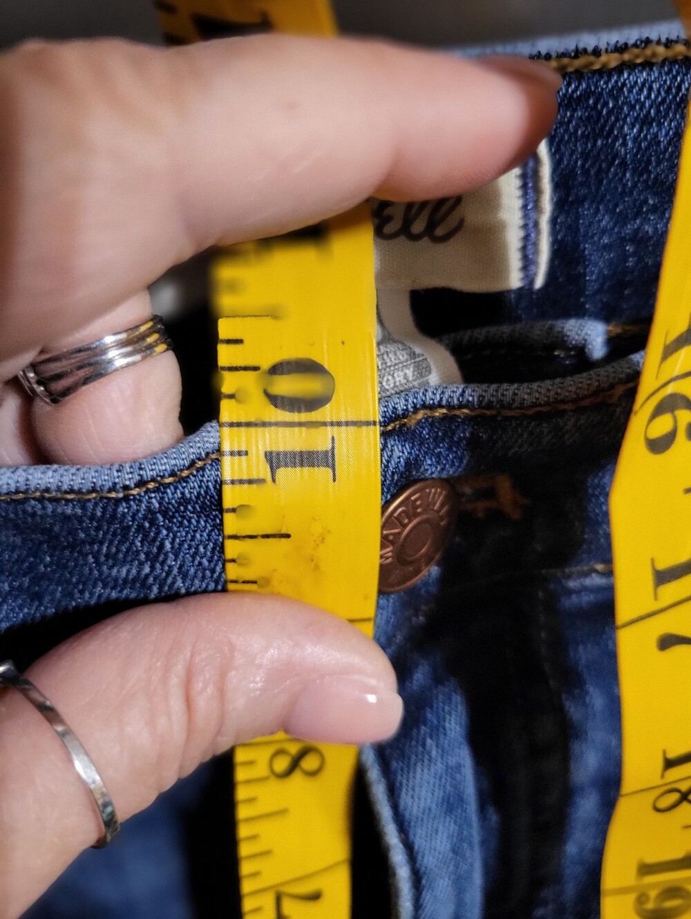 Madewell Mid-Rise Stovepipe Jeans Size 28 Brinton Wash - Picture 8 of 9